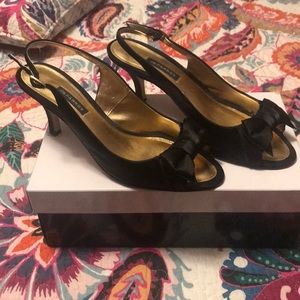 9 1/2 Caparros Heels